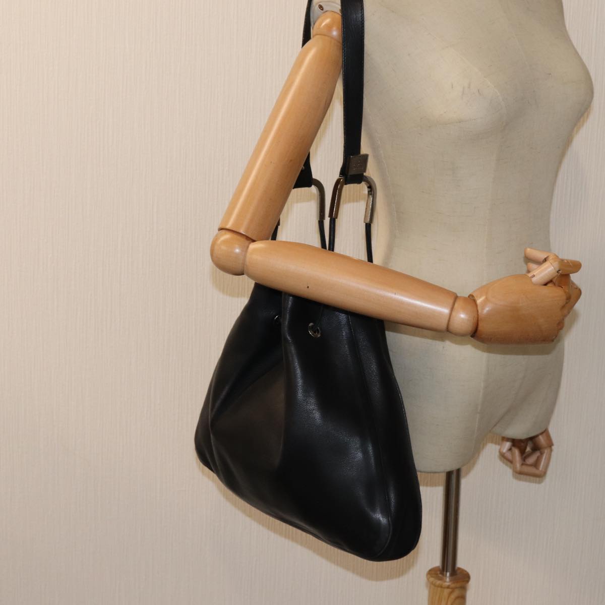 GUCCI Shoulder Bag Leather Black 001 3746 yk13467
