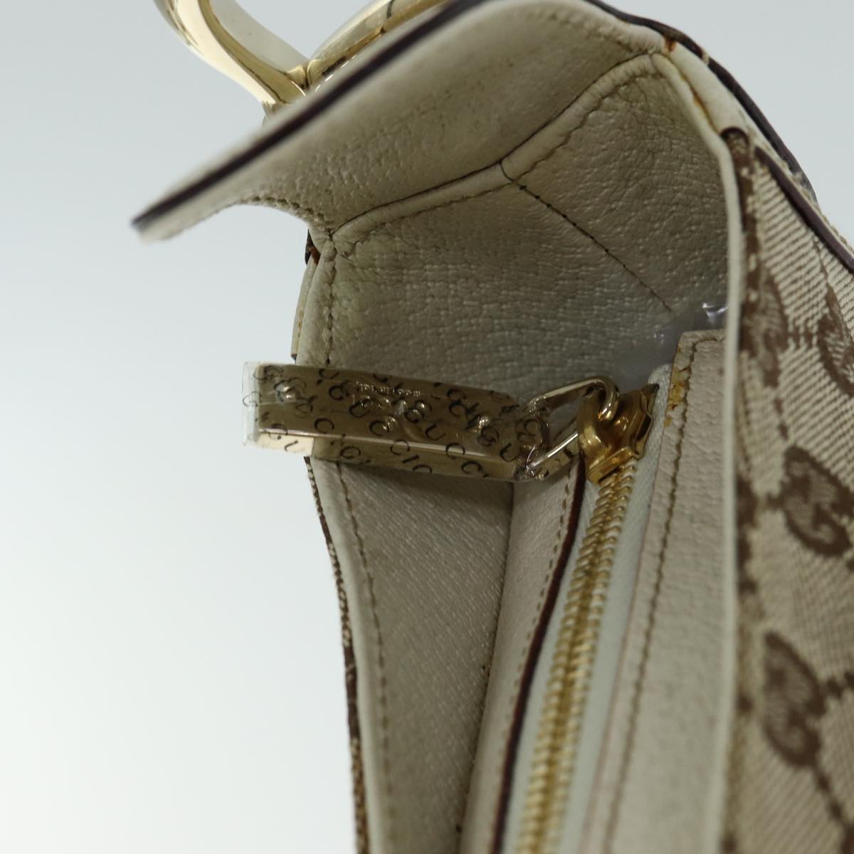 GUCCI GG Canvas Horsebit Shoulder Bag Beige yk13500