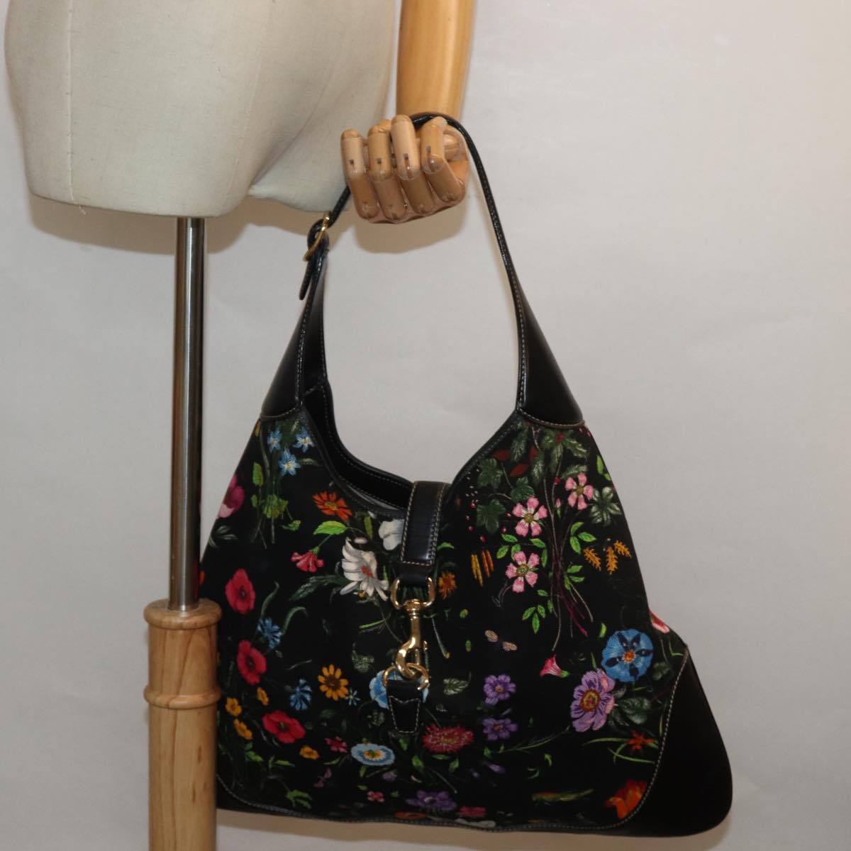 GUCCI Flora Jackie Shoulder Bag Canvas Multicolor 153693 yk13815