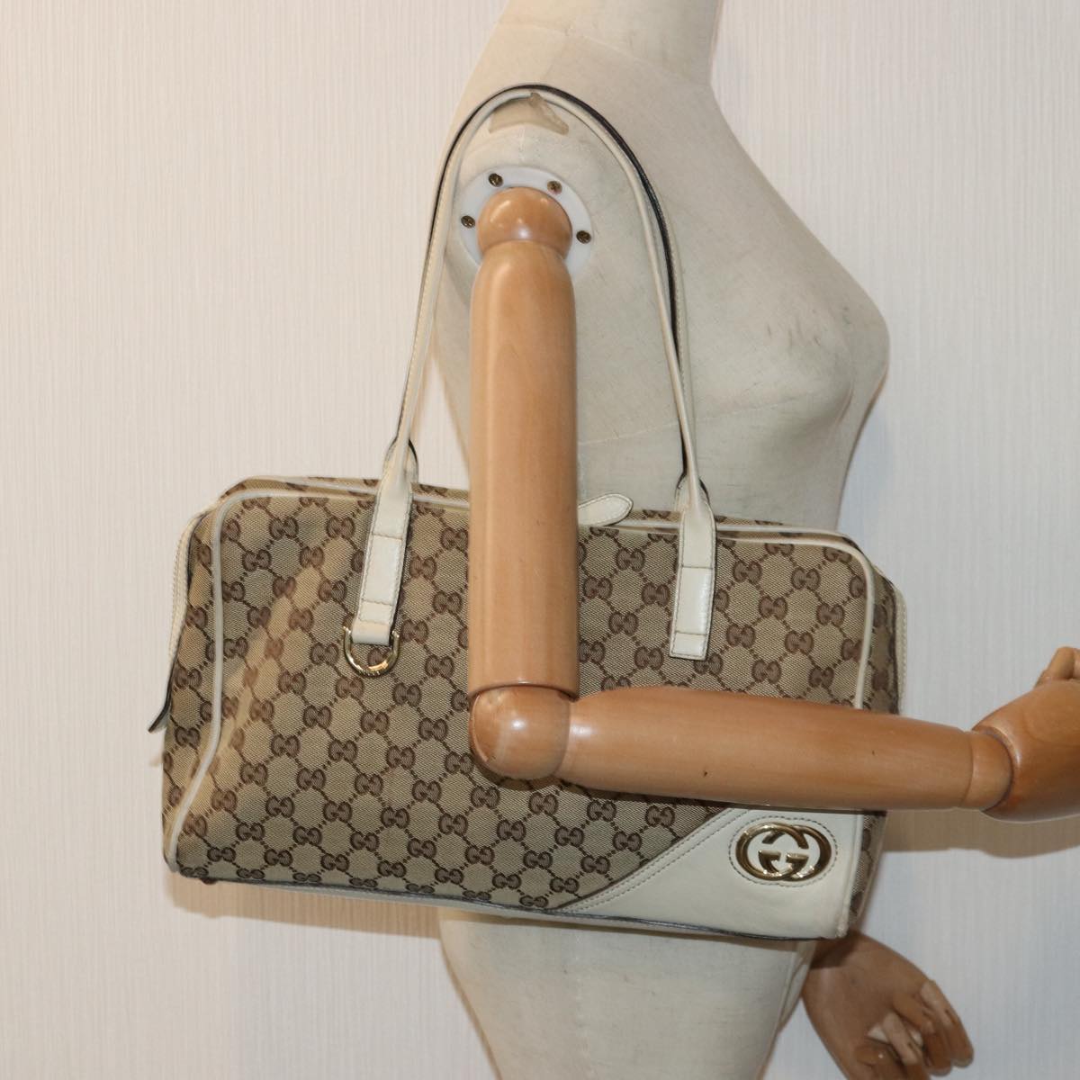 GUCCI GG Canvas Hand Bag Beige White yk14214