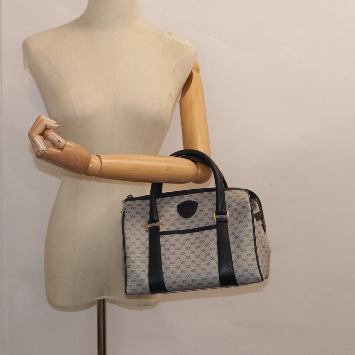 GUCCI Micro GG Supreme Hand Bag PVC Navy Gold 000 40 0207 yk14683