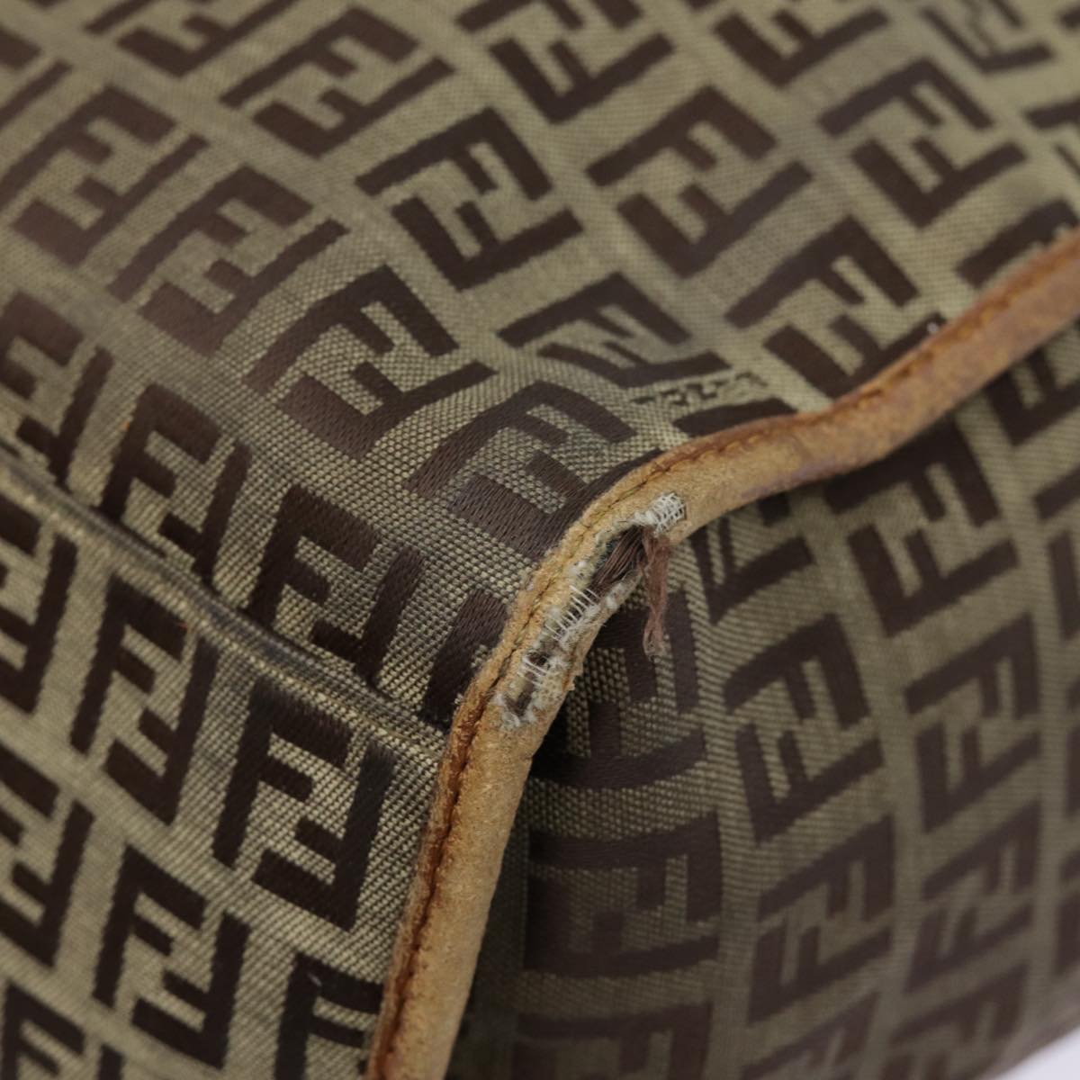 FENDI Zucchino Canvas Tote Bag Beige Gold yk14729