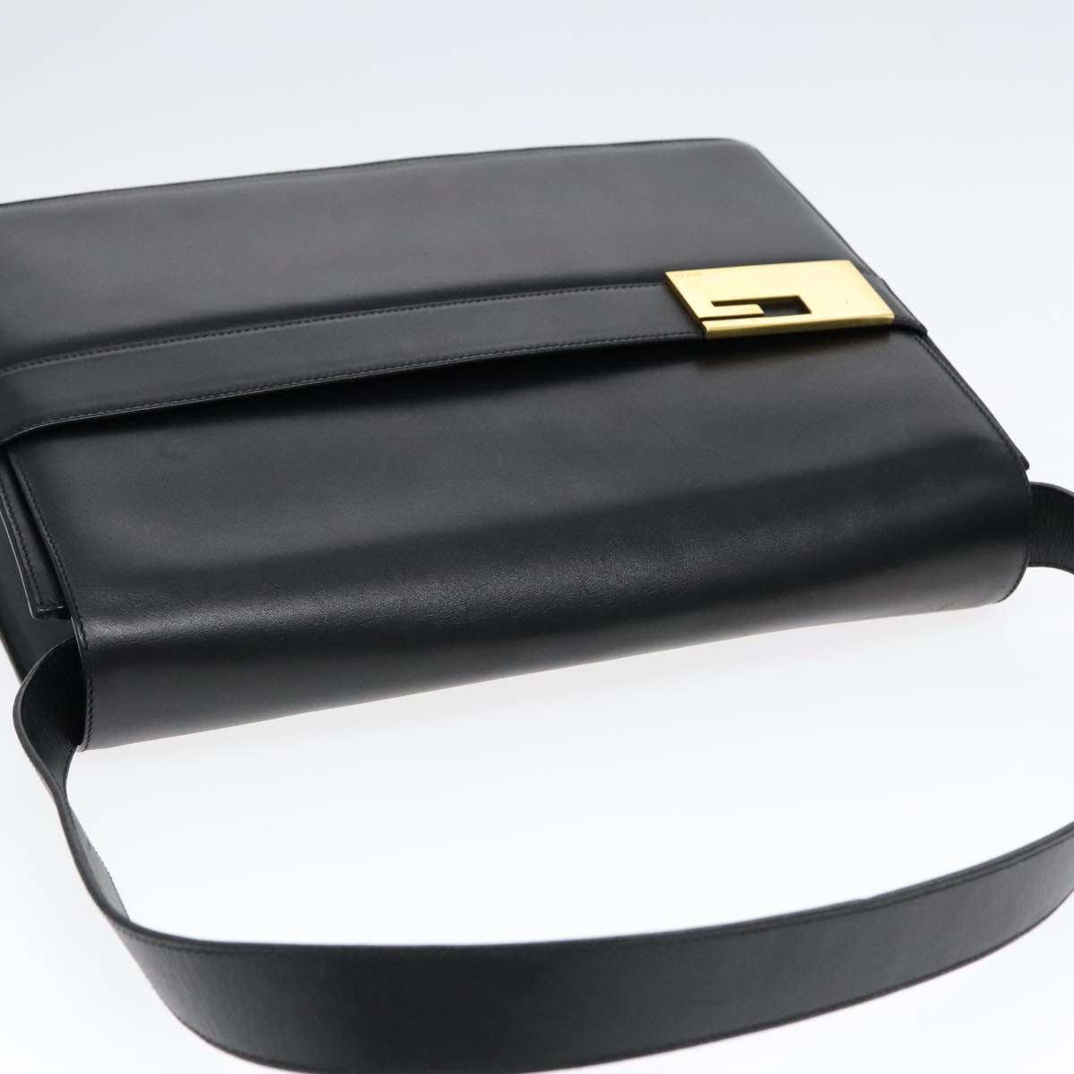 GUCCI Shoulder Bag Leather Gold Black 001 1274 1910 yk14895