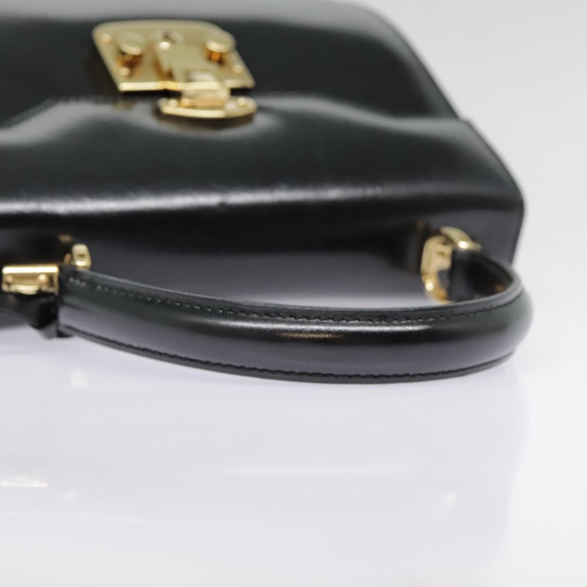 GUCCI Ready Lock Hand Bag Leather Black Gold 000 926 0211 yk14986