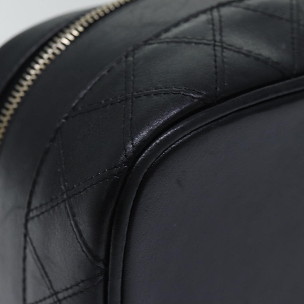 CHANEL Vanity Bicolore Pouch Leather Black Gold CC yk15250
