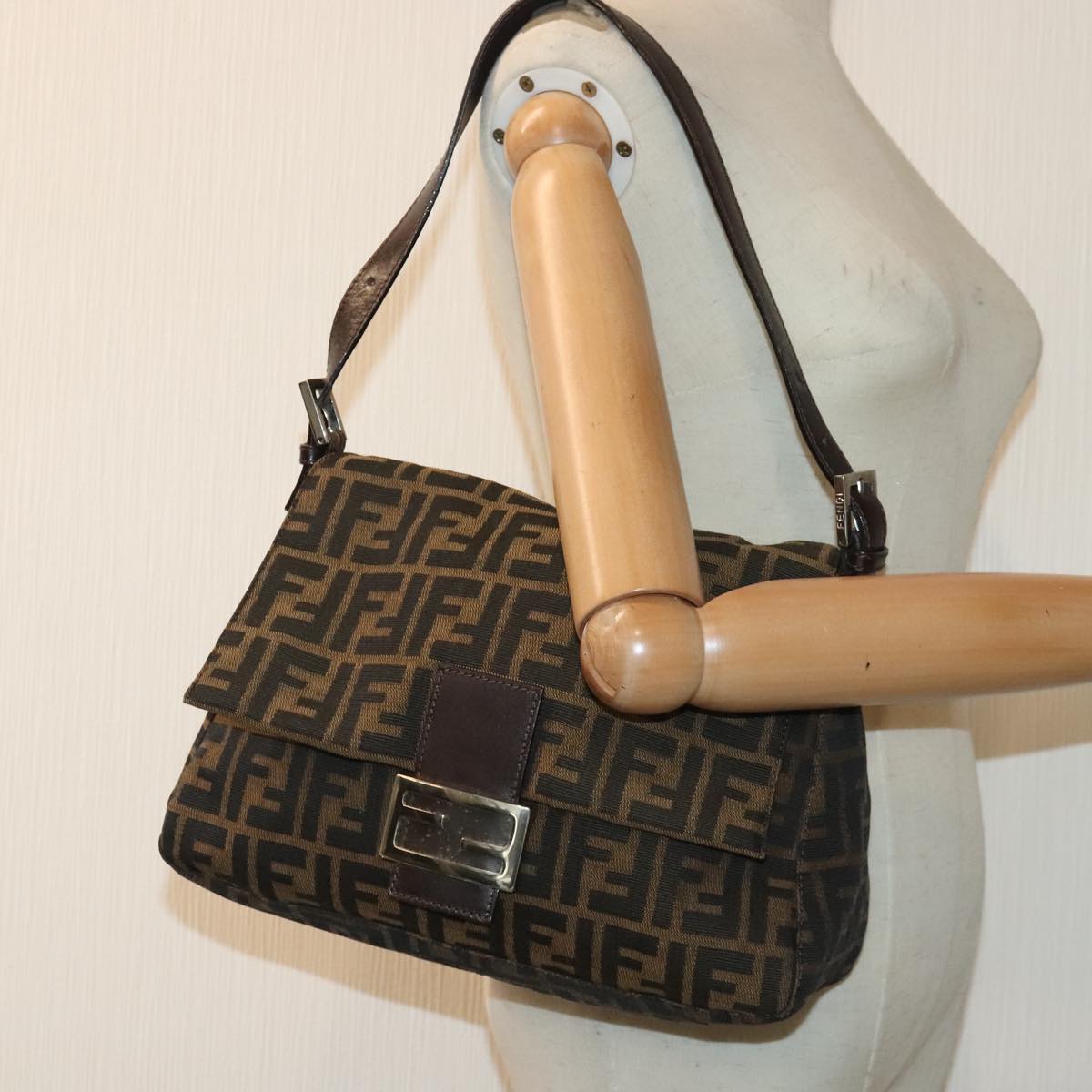 FENDI Zucca Canvas Mamma Baguette Shoulder Bag Brown Black Silver yk15310A