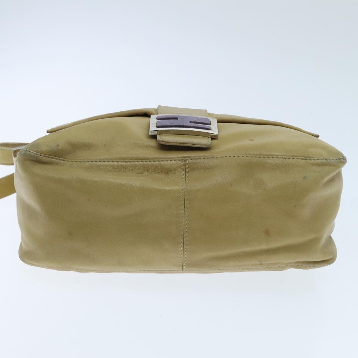 FENDI Mamma Baguette Shoulder Bag Leather Beige yk15554