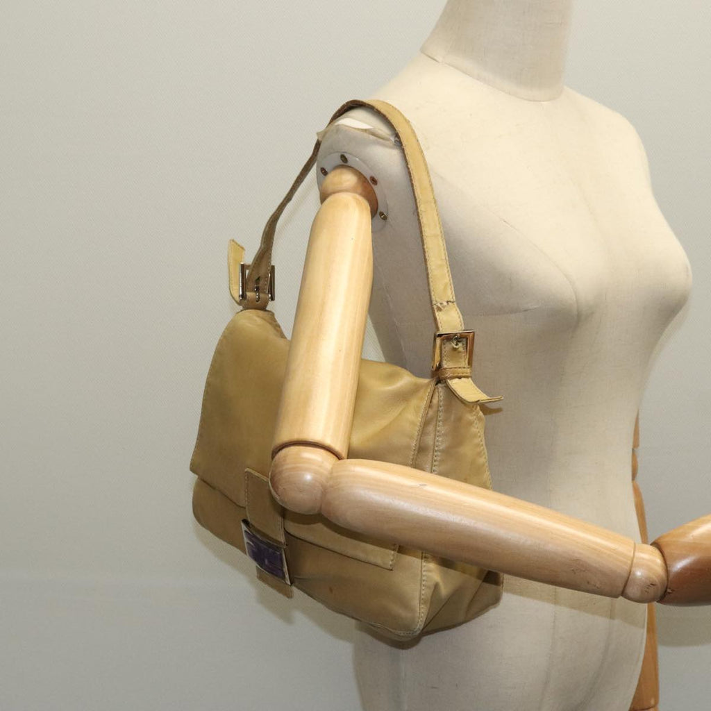 FENDI Mamma Baguette Shoulder Bag Leather Beige yk15554