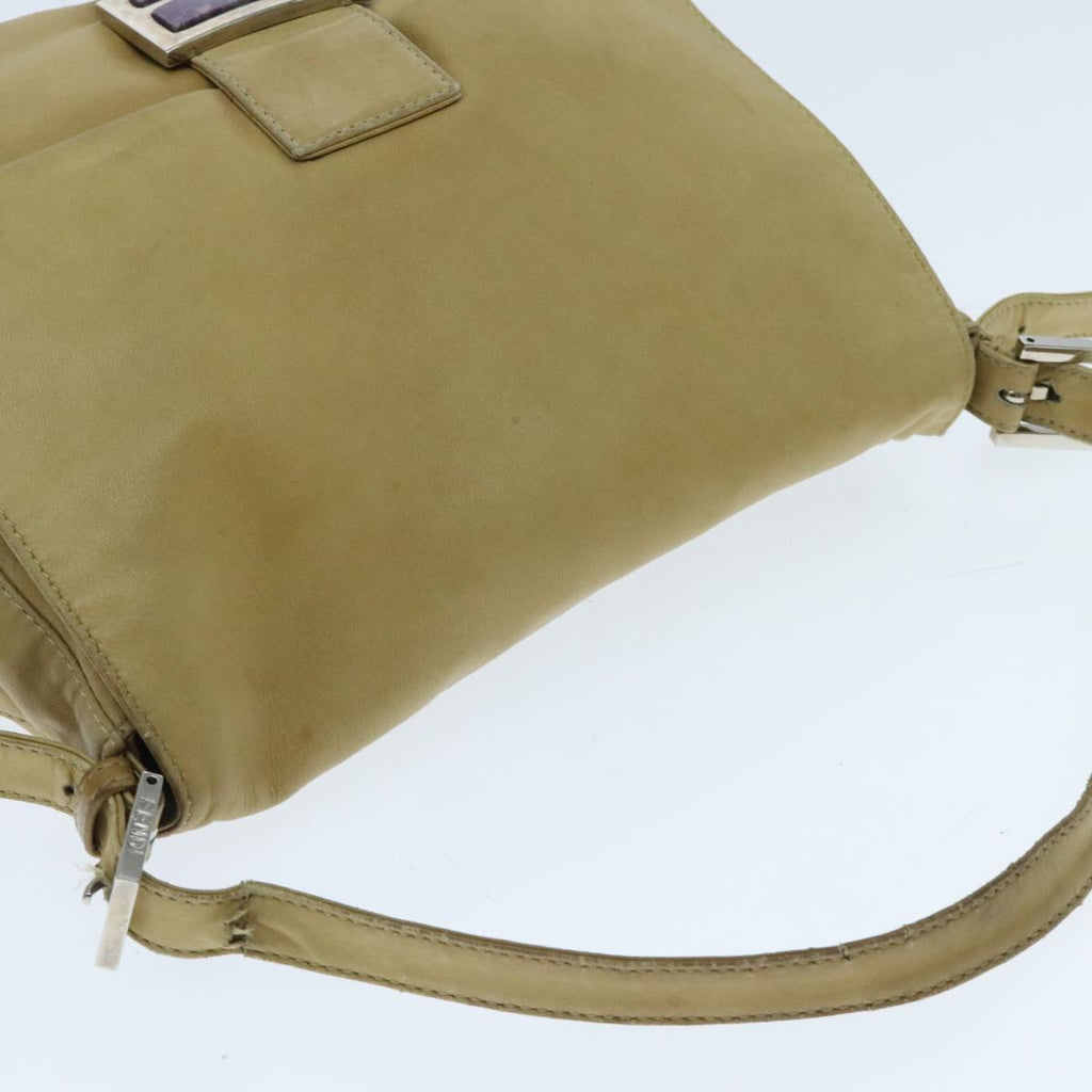 FENDI Mamma Baguette Shoulder Bag Leather Beige yk15554