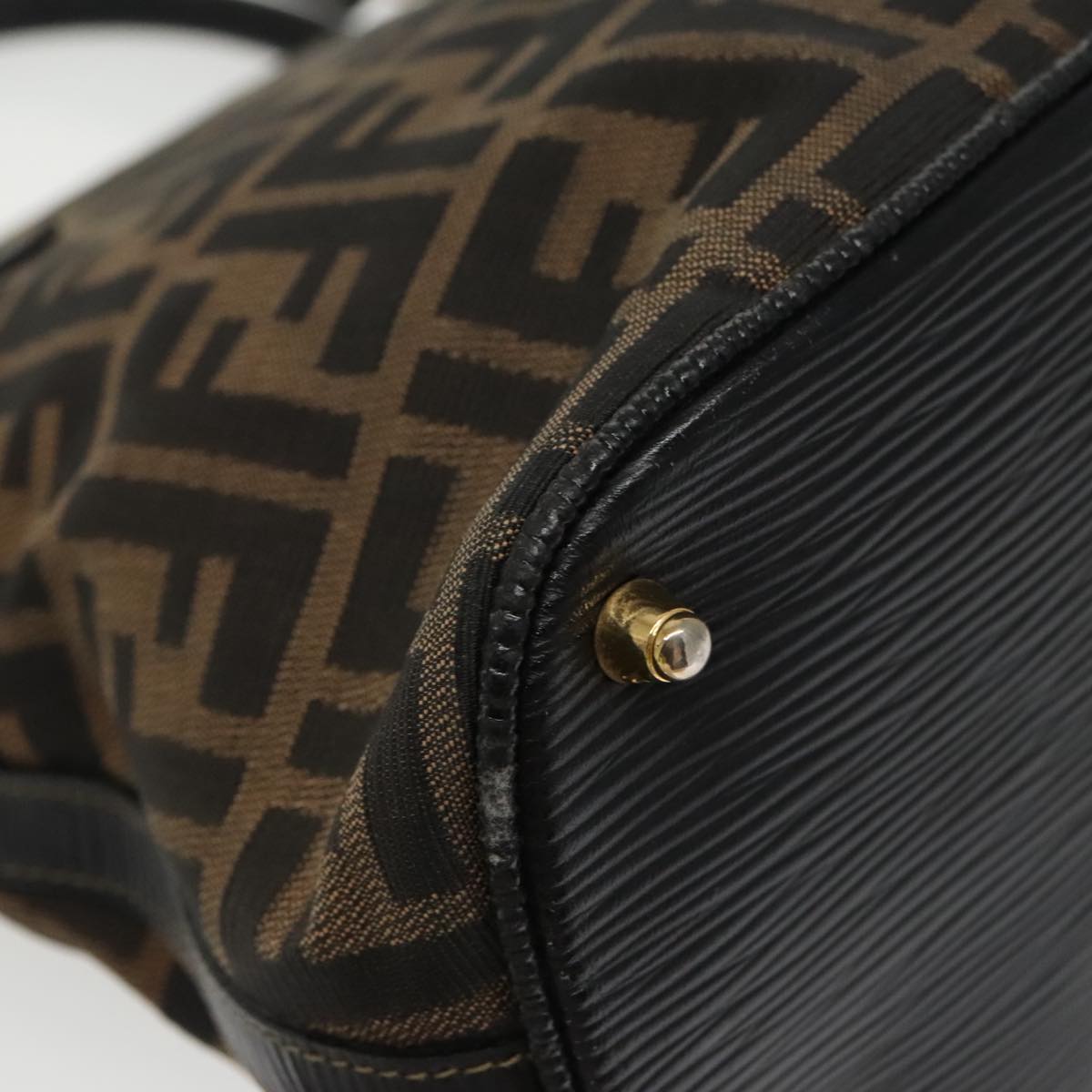 FENDI Zucca Canvas Hand Bag Brown Black gold yk15834