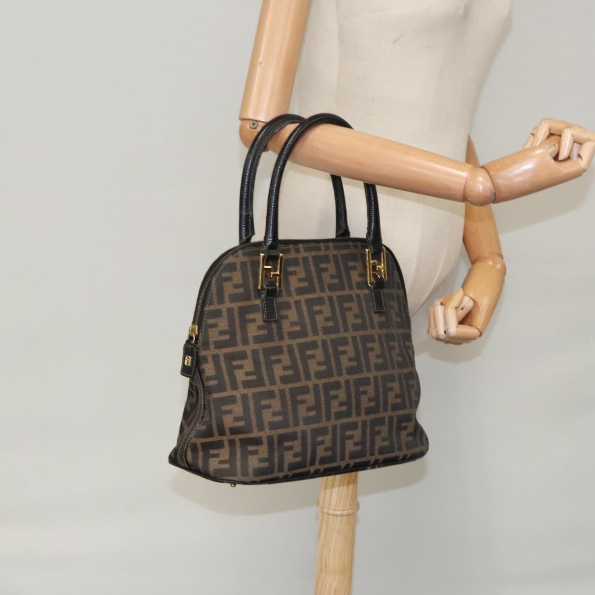 FENDI Zucca Canvas Hand Bag Brown Black gold yk15834