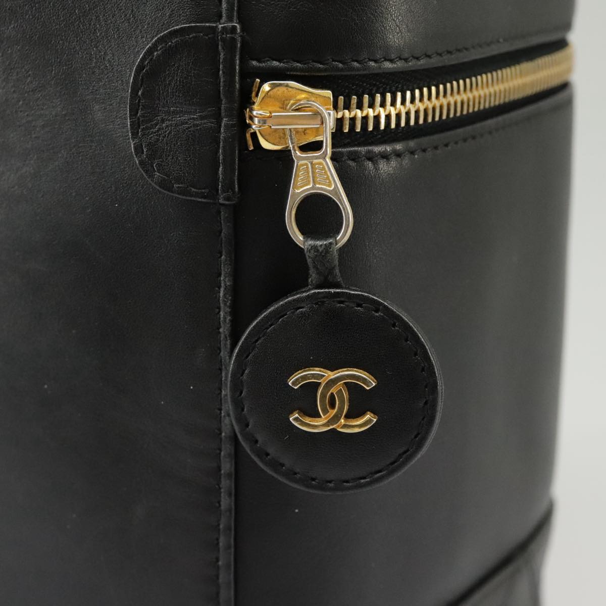 CHANEL Bicolore Vanity Cosmetic Pouch Leather Black Gold CC yk15869