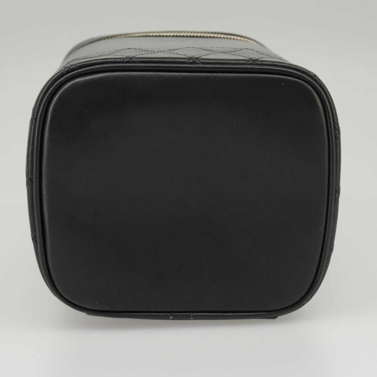 CHANEL Bicolore Vanity Cosmetic Pouch Leather Black Gold CC yk15869