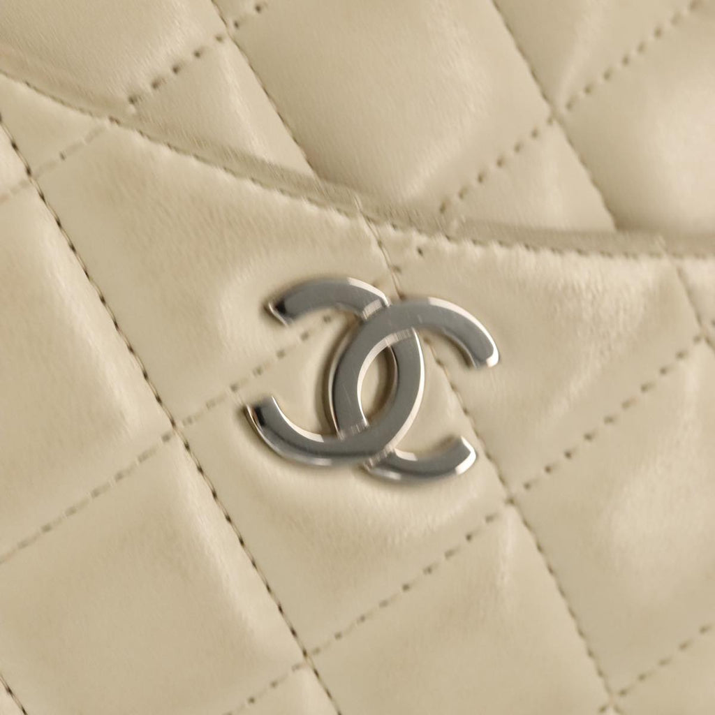 CHANEL Matelasse Chain Hand Bag Lamb Skin White Silver CC yk15902