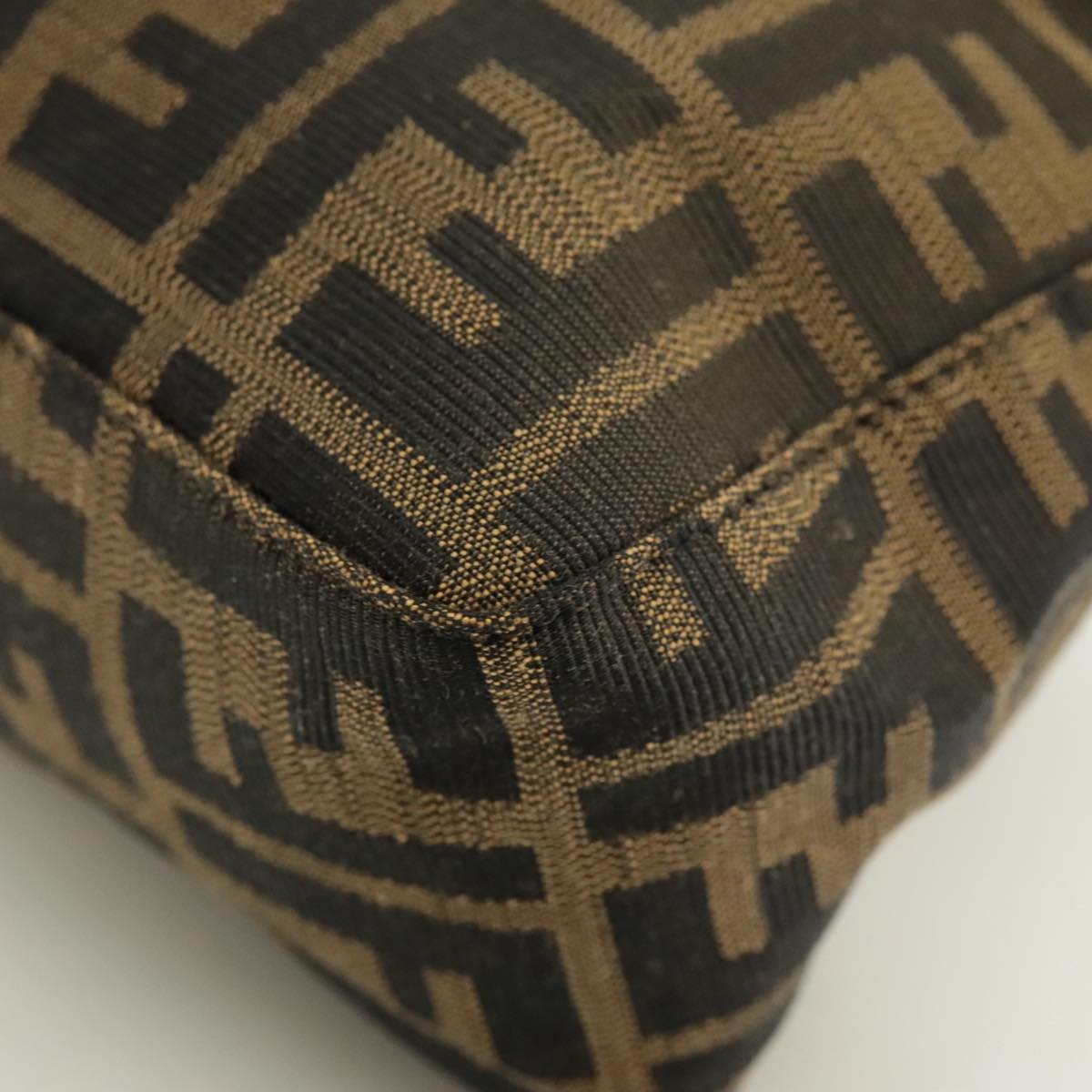 FENDI Zucca Canvas Hand Bag Brown Black gold yk15970