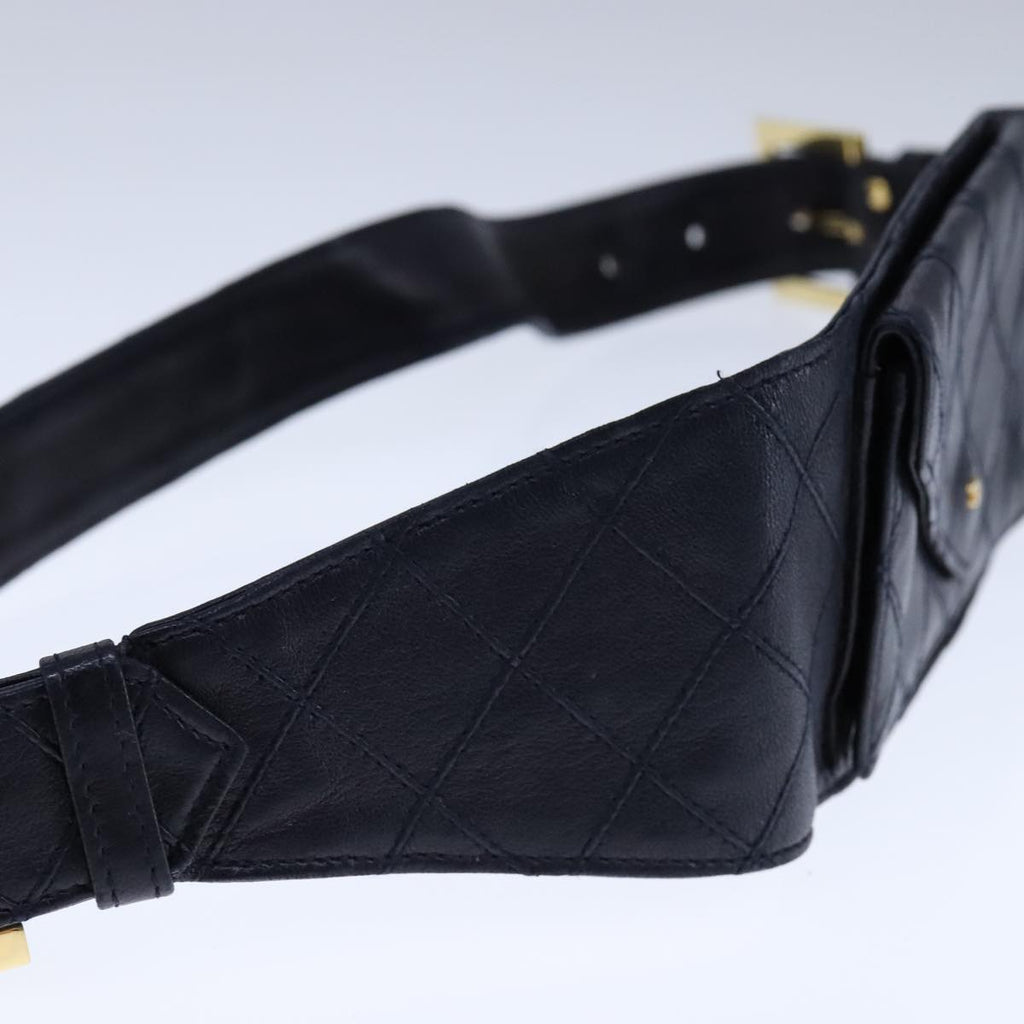 CHANEL Bicolore Waist Pouch Lamb Skin Navy Gold CC yk16227
