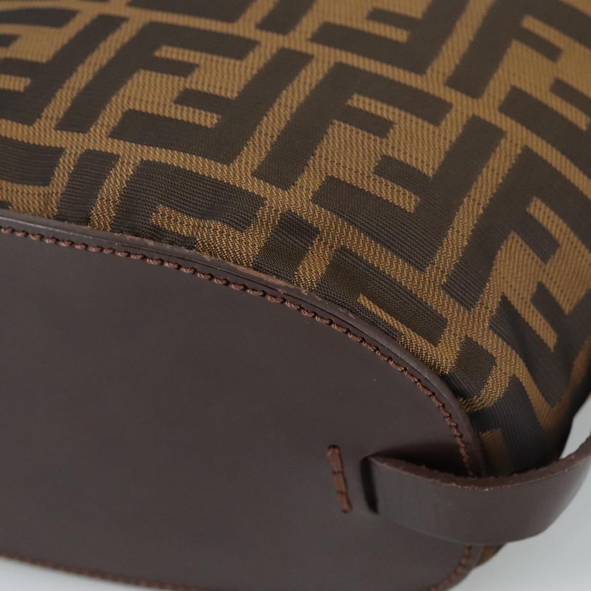 FENDI Zucca Canvas Hand Bag Brown Black yk16714