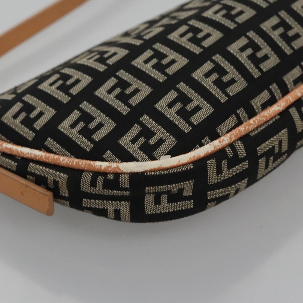FENDI Zucchino Canvas Accessory Pouch Black yk17236