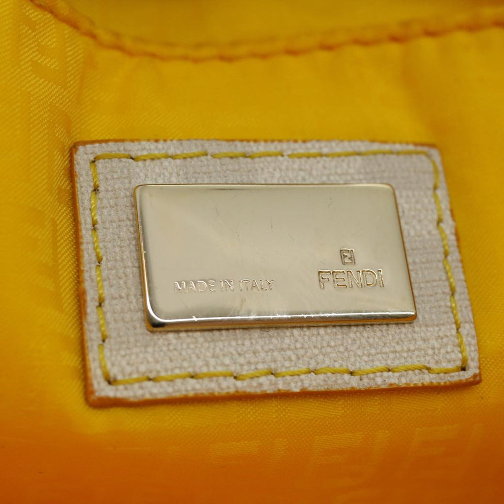 FENDI Zucca Canvas Accessory Pouch White yk4812