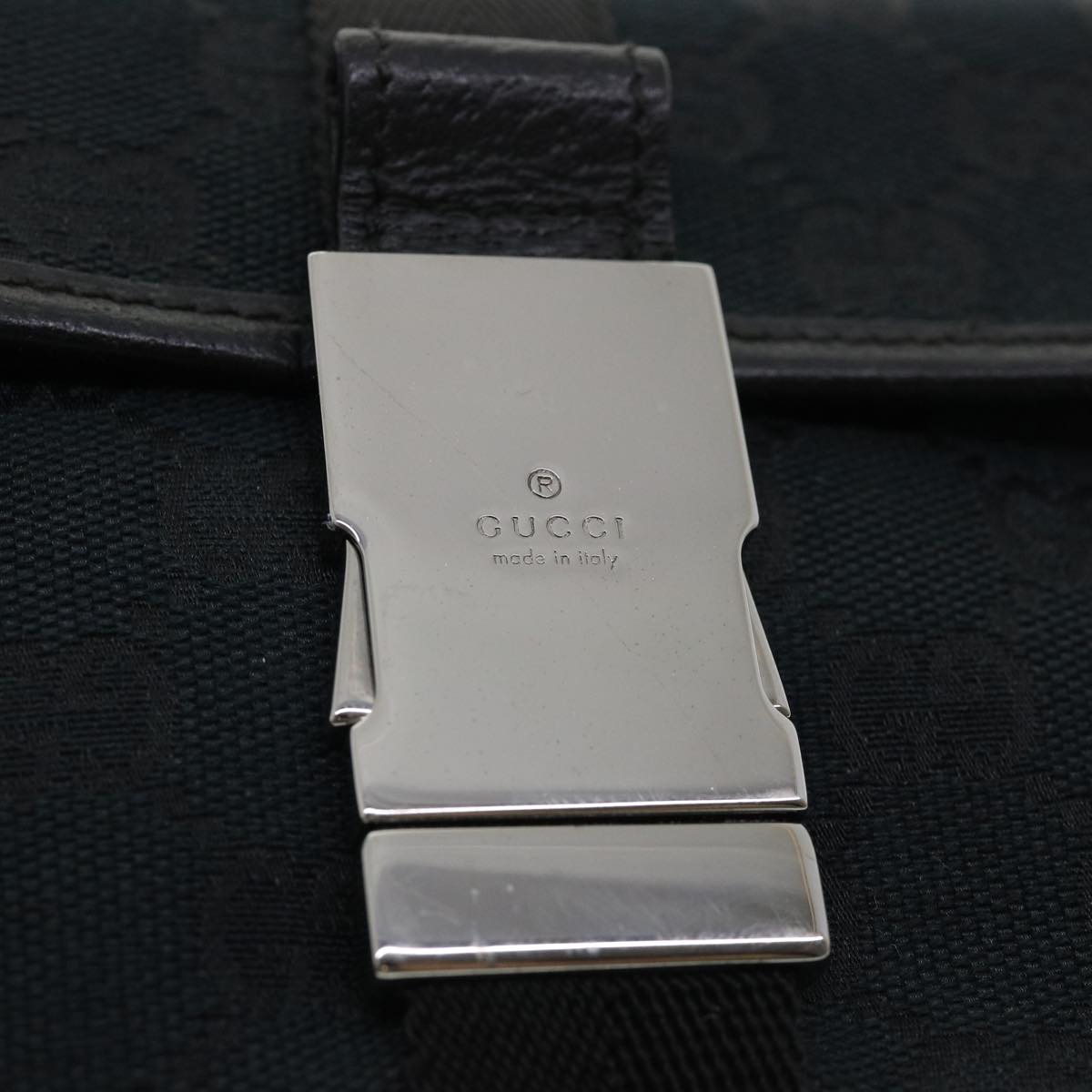 GUCCI GG Canvas Waist Bag Black yk5537