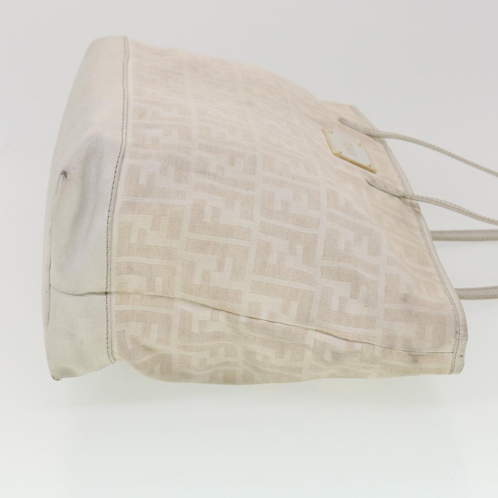 FENDI Zucca Canvas Tote Bag White 8BH185-HKN-128-2550 yk6324