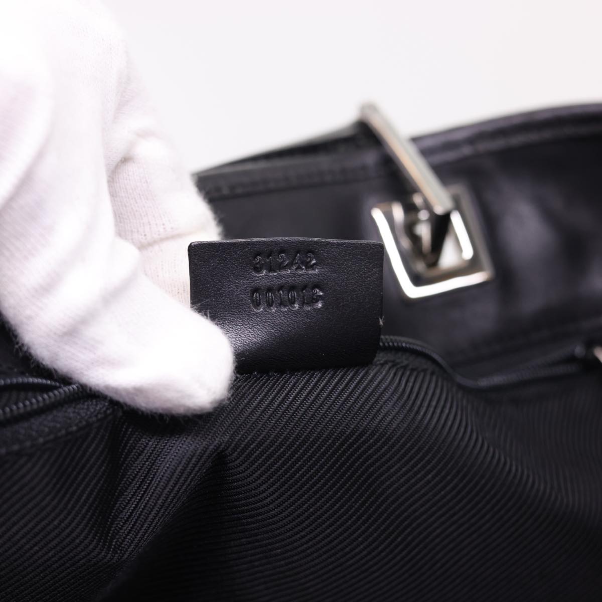 GUCCI GG Canvas Tote Bag Black 31242 yk6422
