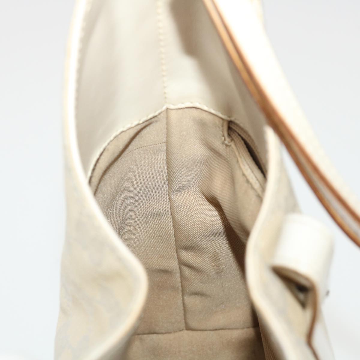 GUCCI GG Canvas Jackie Shoulder Bag Beige 001.3876 yk6453