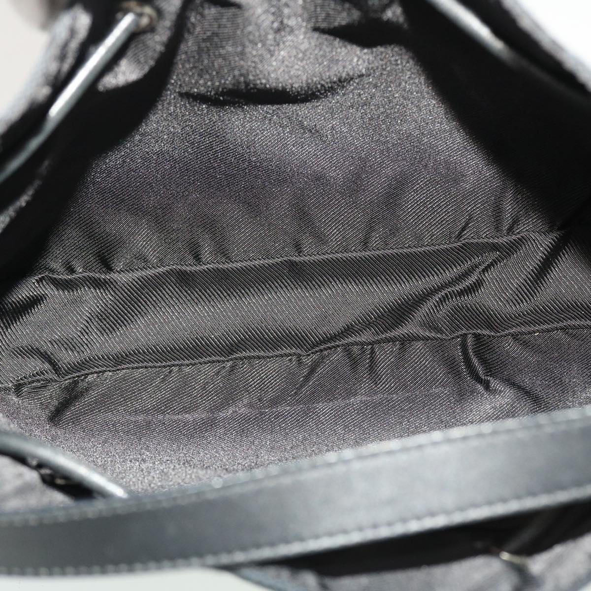 GUCCI GG Canvas Shoulder Bag Black yk7193