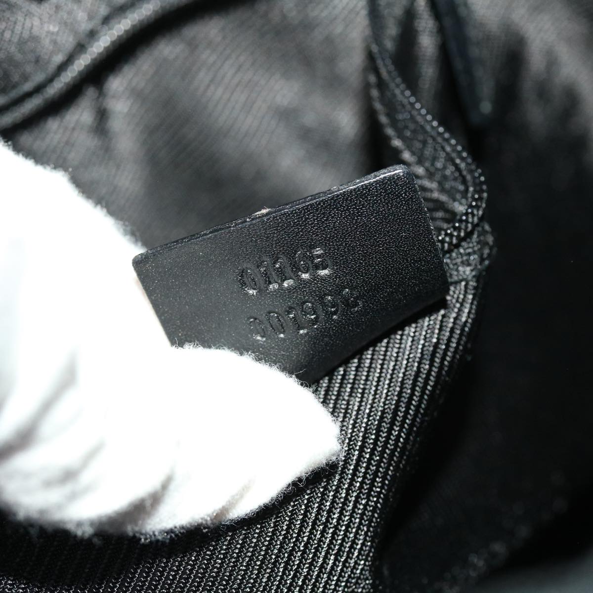 GUCCI GG Canvas Shoulder Bag Black yk7193