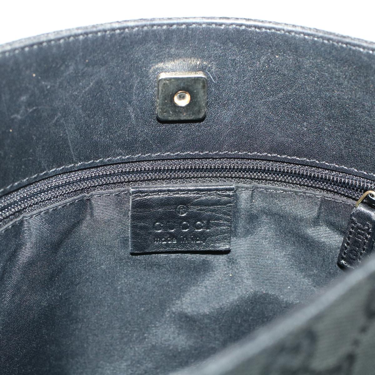GUCCI GG Canvas Shoulder Bag Black 91762 yk7260