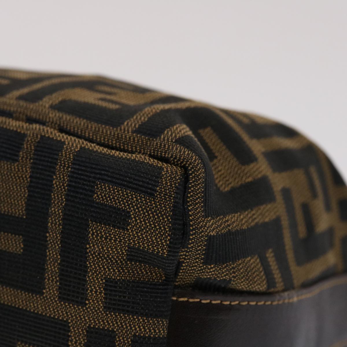 FENDI Zucca Canvas Hand Bag Black Brown yk7553B