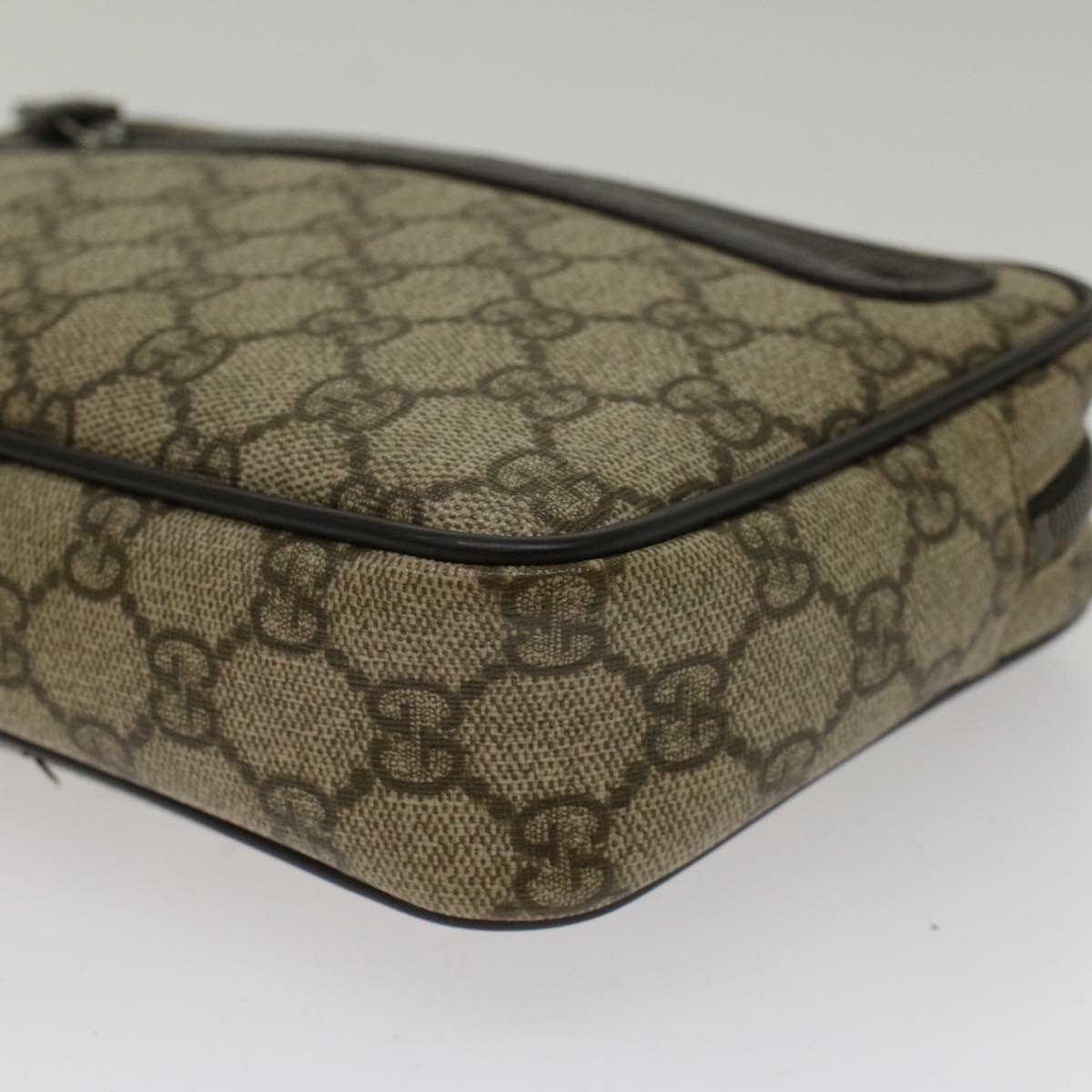 GUCCI GG Canvas Clutch Bag PVC Leather Beige 73956 yk7760