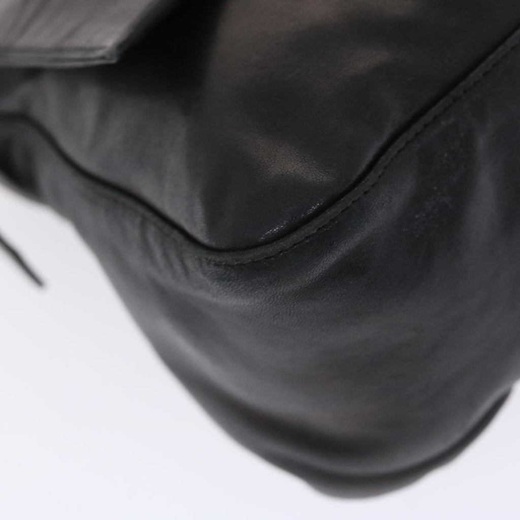 FENDI Mamma Baguette Shoulder Bag Leather Black yk8047