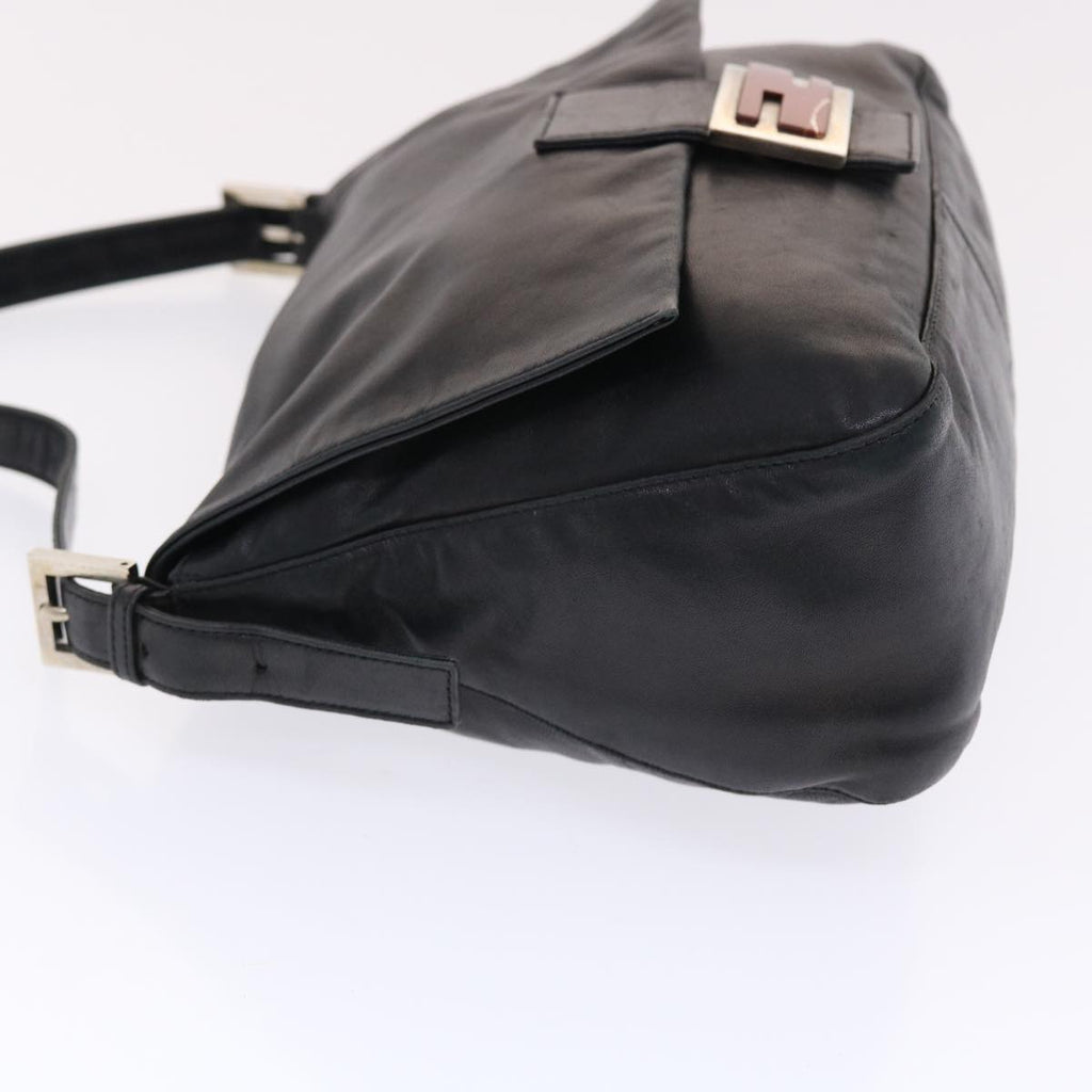 FENDI Mamma Baguette Shoulder Bag Leather Black yk8047