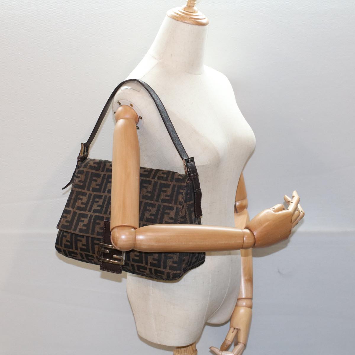 FENDI Zucca Canvas Mamma Baguette Shoulder Bag Brown Black yk8485