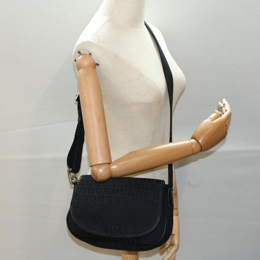 FENDI Zucchino Canvas Shoulder Bag Black yk8645
