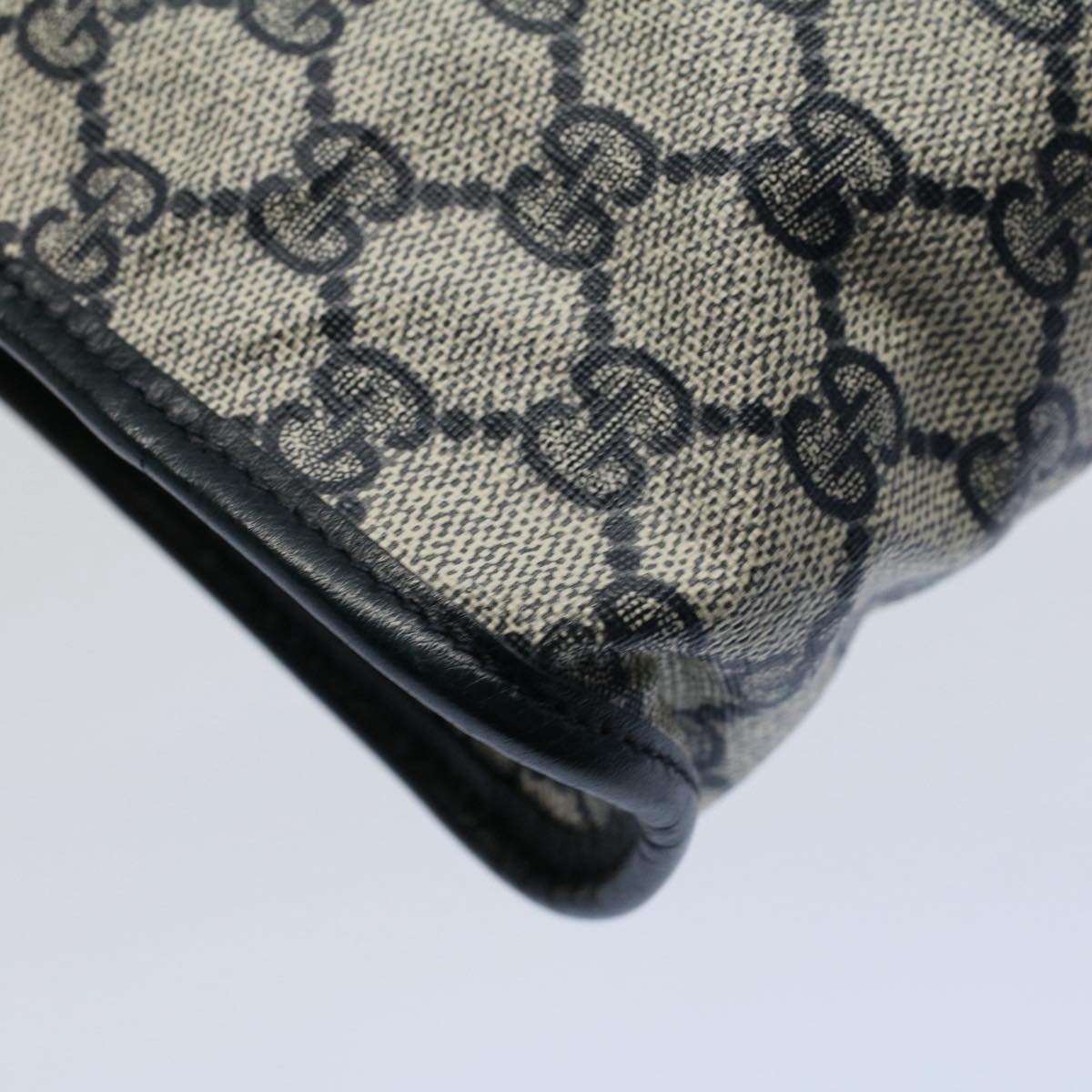 GUCCI GG Supreme Clutch Bag PVC Leather Navy Gray 014 115 yk8933