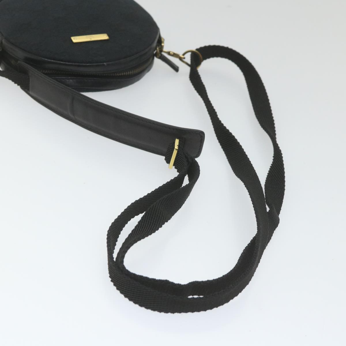 GUCCI GG Canvas Shoulder Bag Black 90700 yk9278