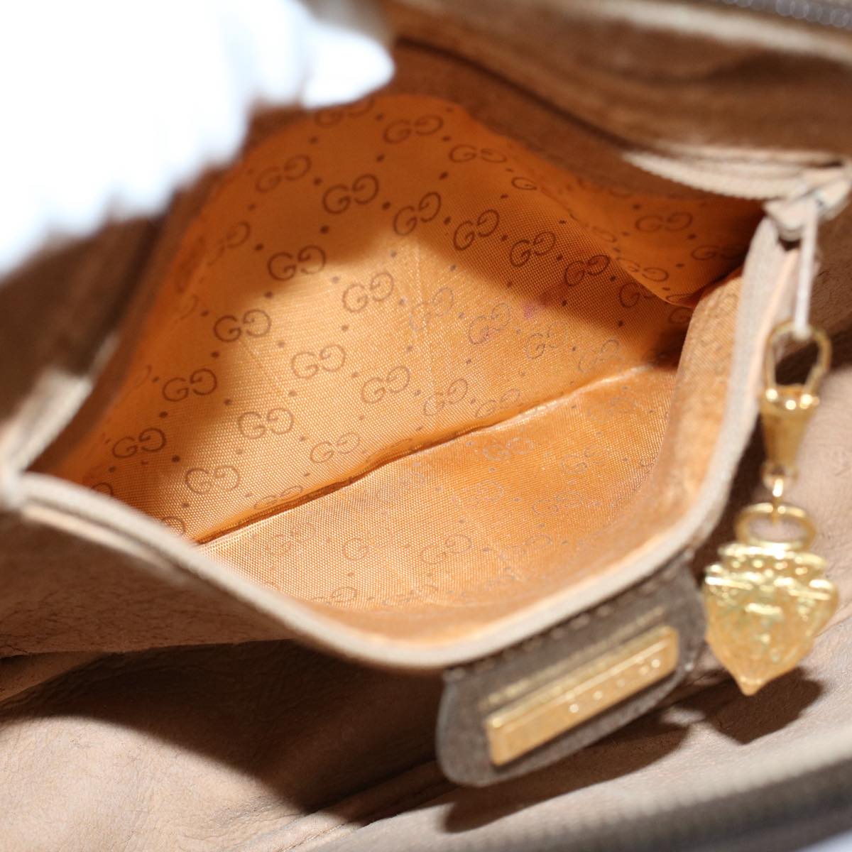 GUCCI GG Supreme Shoulder Bag PVC Leather Beige yk9383