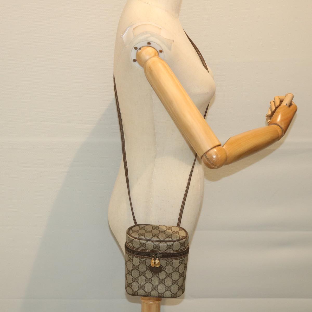 GUCCI GG Supreme Shoulder Bag PVC Leather Beige 007 89 1099 yk9466