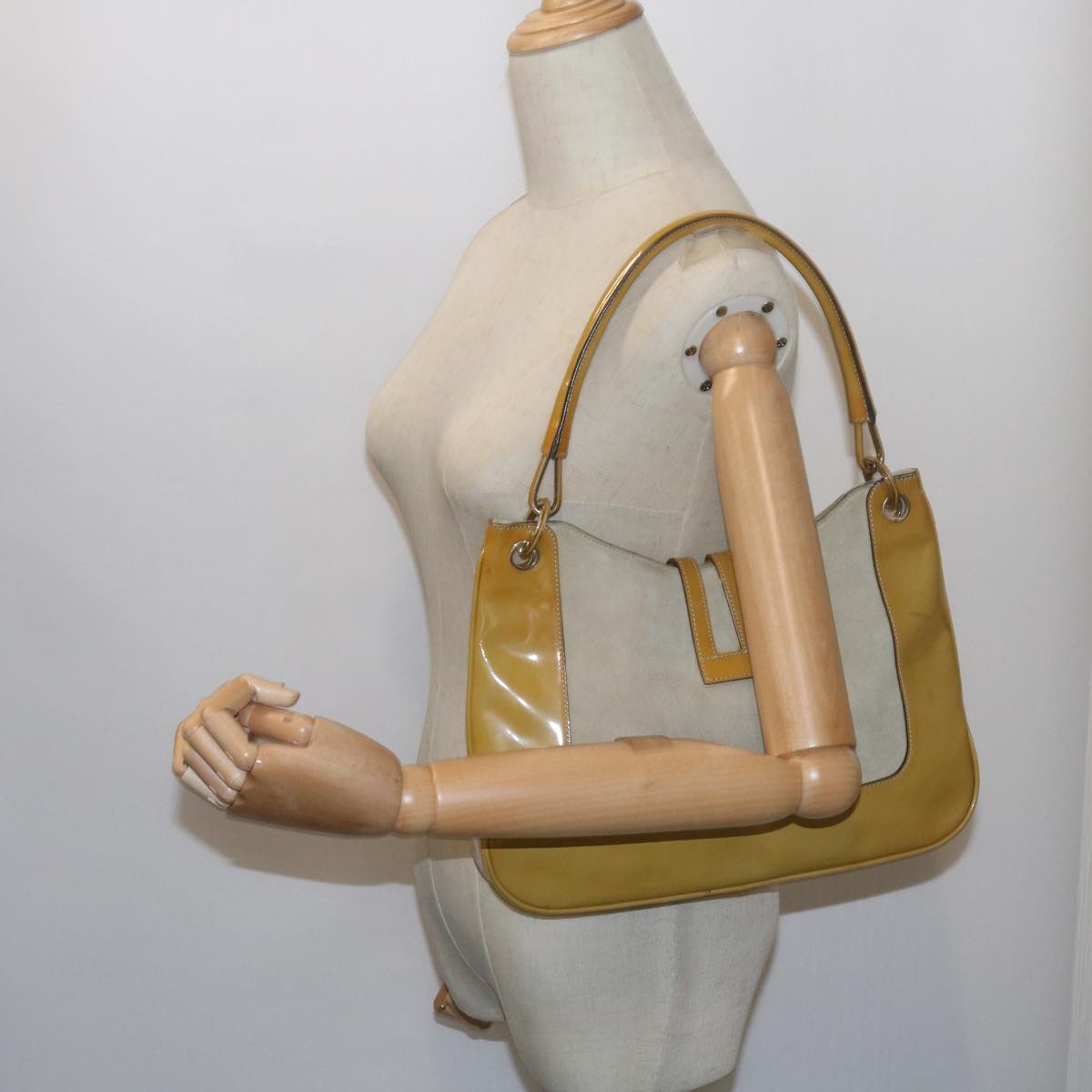 GUCCI Jackie Shoulder Bag Patent leather Suede Yellow 001 4149 yk9517