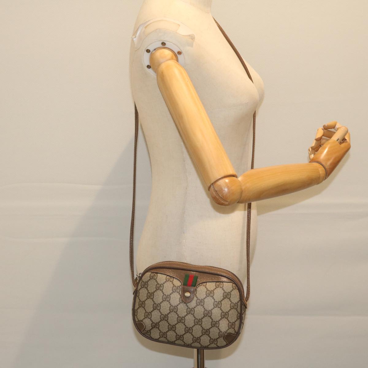 GUCCI GG Supreme Web Sherry Line Shoulder Bag Beige Red 156 02 066 yk9564