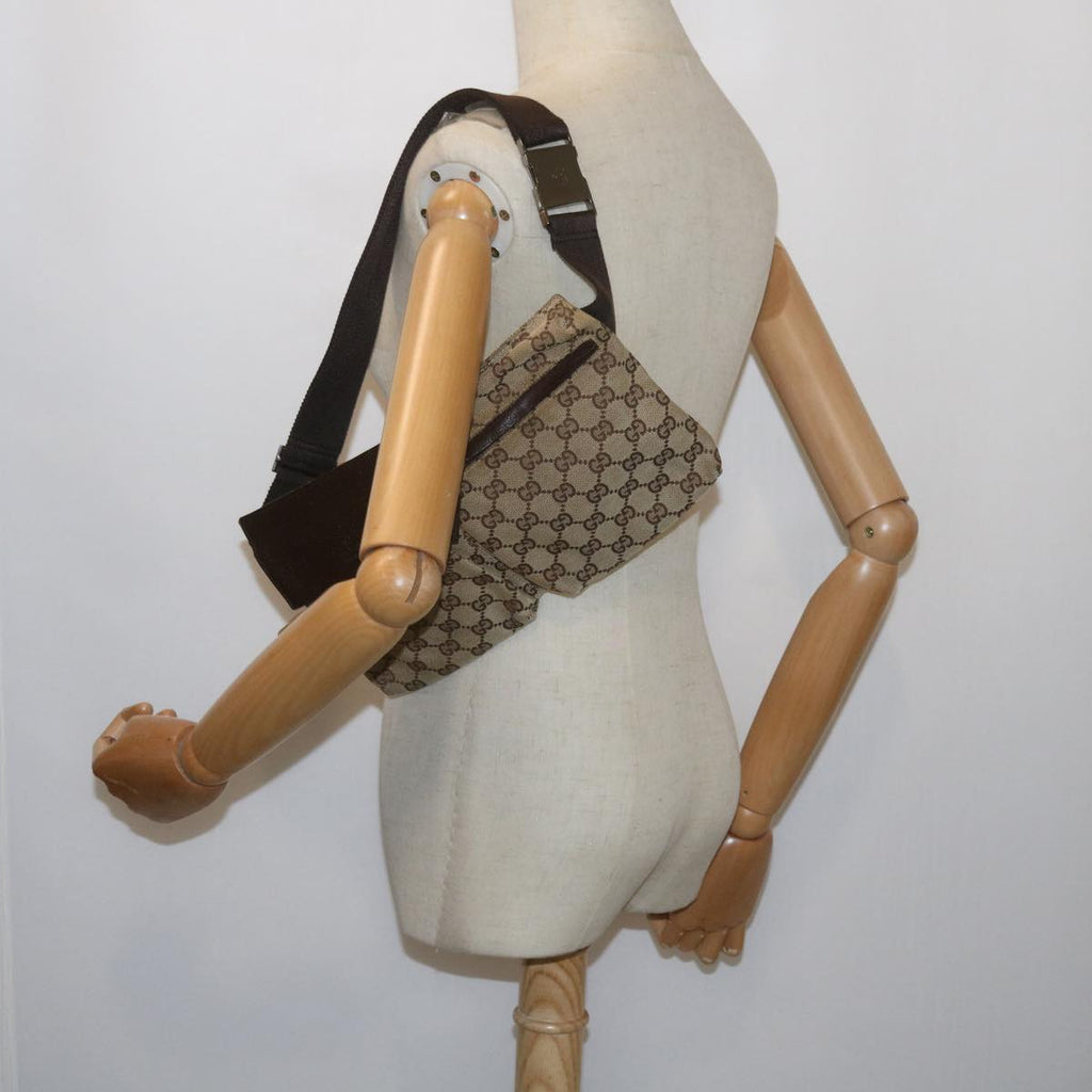 GUCCI GG Canvas Waist bag Beige 28566 yk9570