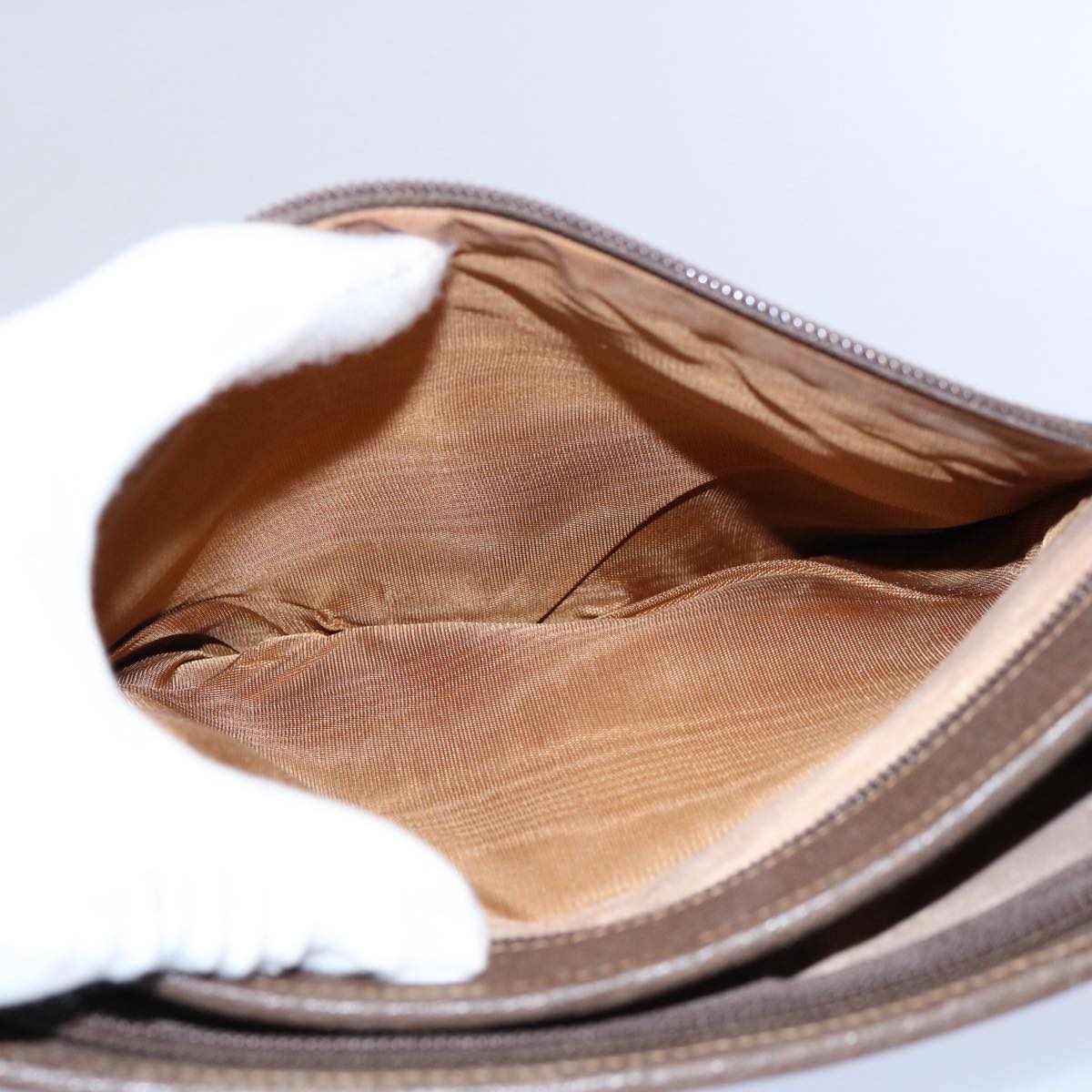 GUCCI GG Supreme Clutch Bag PVC Leather Beige 014 122 yk9577