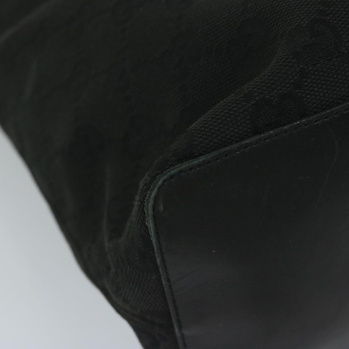 GUCCI GG Canvas Shoulder Bag Black 90644 yk9618