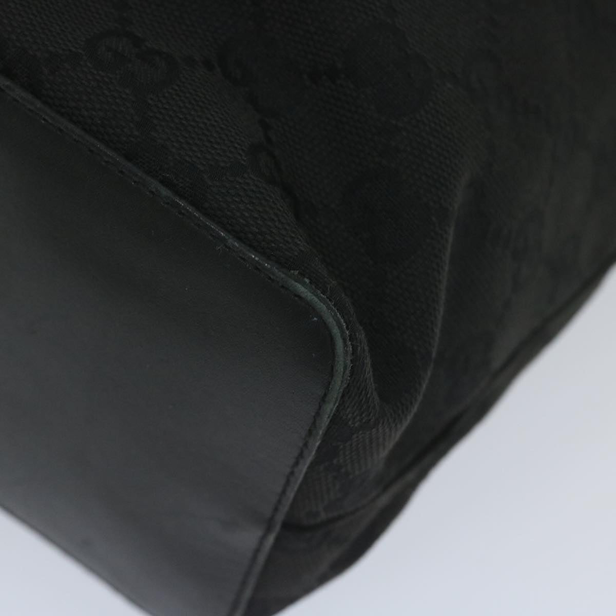 GUCCI GG Canvas Shoulder Bag Black 90644 yk9618