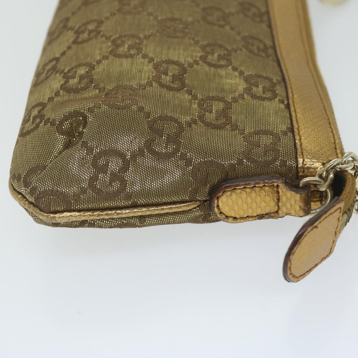 GUCCI GG Canvas Chain Accessory Pouch Gold Tone 153020 yk9893