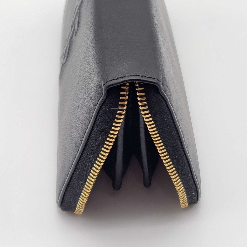 YSL Yves Saint Laurent Zippy Black Wallet