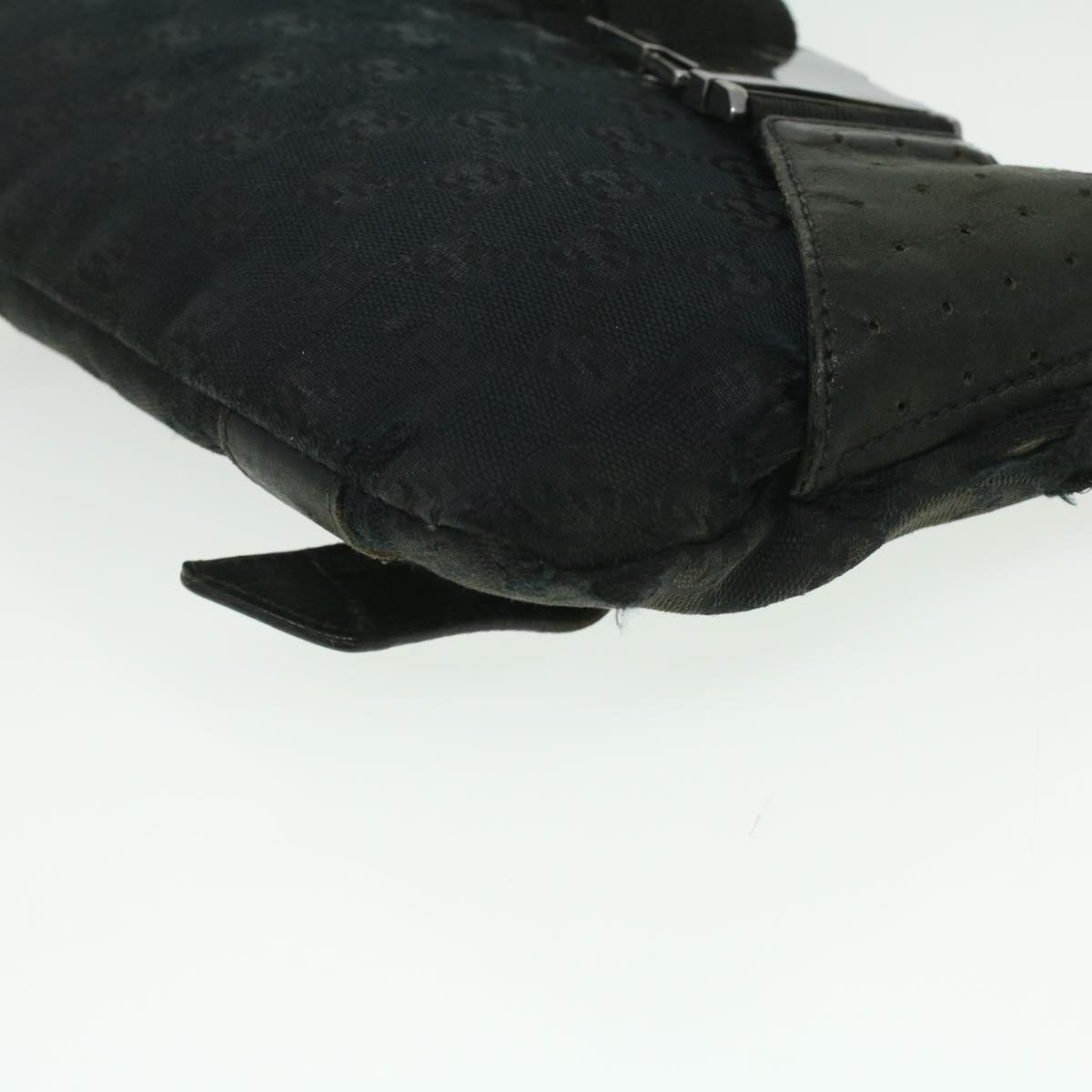 GUCCI GG Canvas Waist Bag Black 145851 200905 yt968